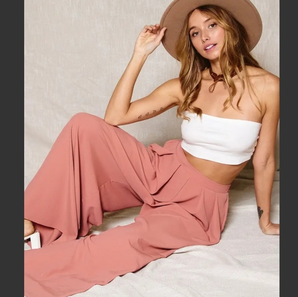 #043 🛑L CHIC & FABULOUS WIDE LEG SOLID PLEATED PANTS - Picture 3 of 8